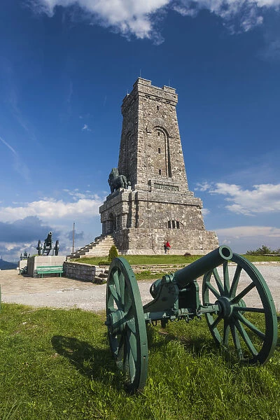 Bulgaria, Central Mountains, Shipka, Shipka Pass, Freedom Monument built in 1934 to