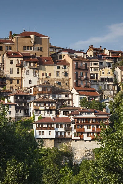 Bulgaria, Central Mountains, Veliko Tarnovo, elevated view of Varosha, Old Town