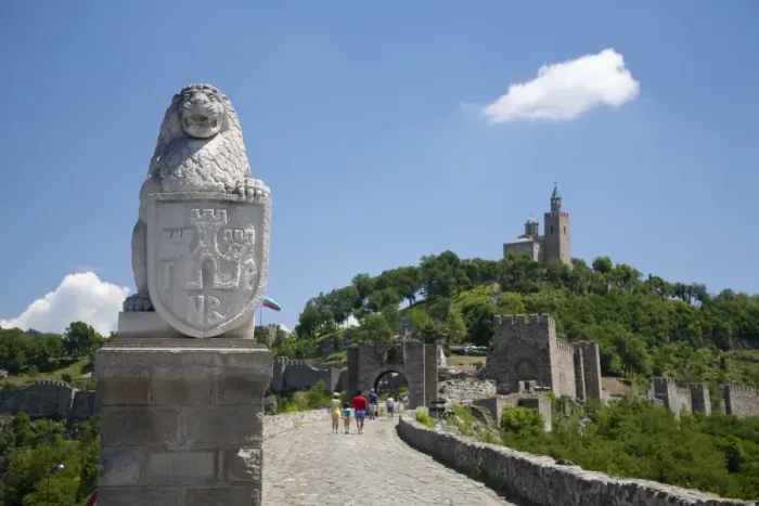 Framed Print : Bulgaria, Veliko Tarnovo. A statue of a lion guards the road to the the Tsarevets Castle Framed Print : Bulgaria, Veliko Tarnovo. A statue of a lion guards the road to the the Tsarevets Castle