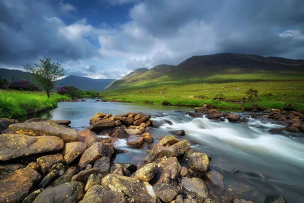 Bundorragha river in the delphi valley, Connemara Loop, Connemara, Co Mayo, Ireland, Europe