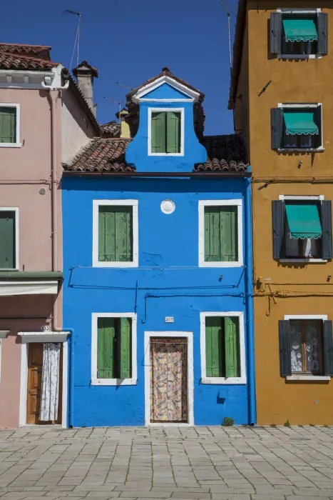 Framed Print : Burano, Venice, Italy Framed Print : Burano, Venice, Italy