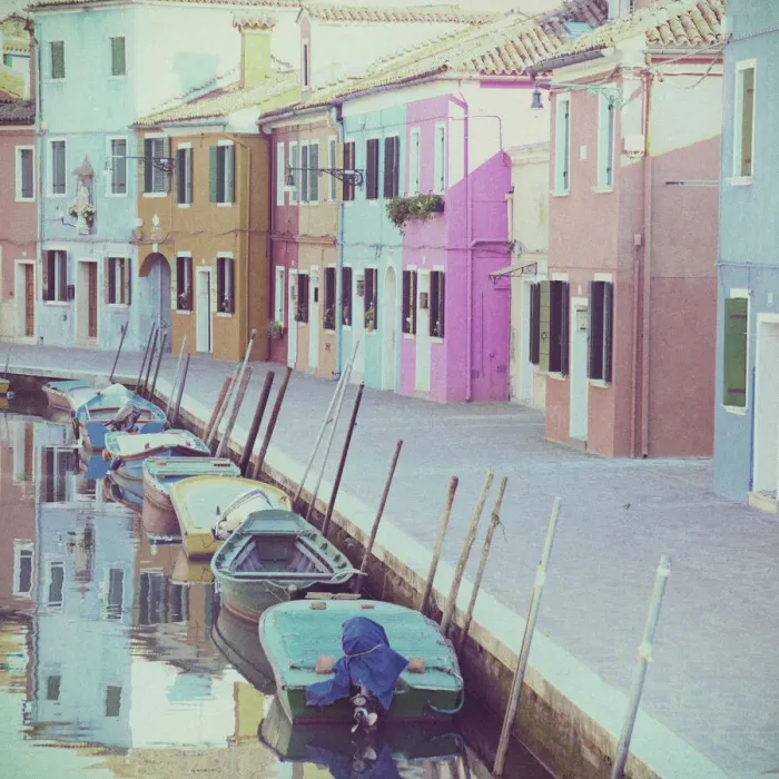 Framed Print : Burano, Venice, Italy Framed Print : Burano, Venice, Italy