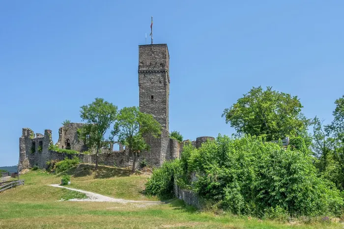 Framed Print : Burg Koenigstein castle ruin, Koenigstein im Taunus, Hesse, Germany Framed Print : Burg Koenigstein castle ruin, Koenigstein im Taunus, Hesse, Germany