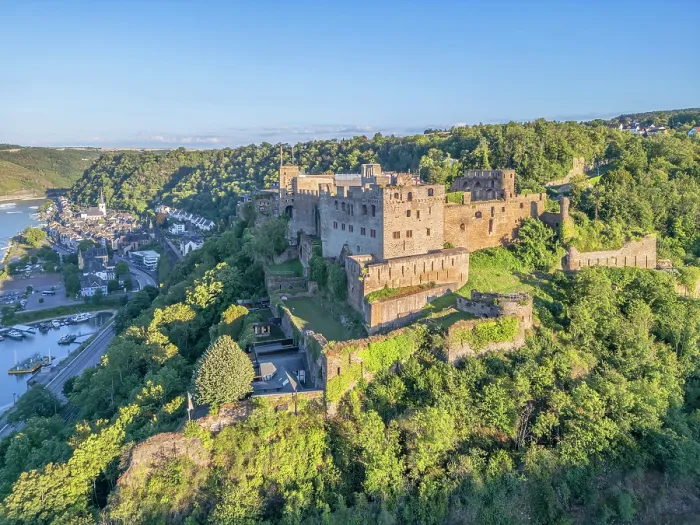 Framed Print : Burg Rheinfels, St. Goar, Rhine valley, Rhineland-Palatinate, Germany Framed Print : Burg Rheinfels, St. Goar, Rhine valley, Rhineland-Palatinate, Germany