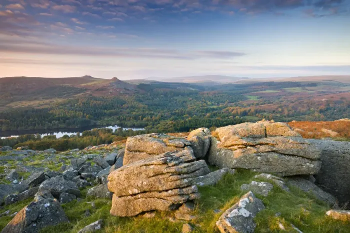 Framed Print : Burrator, Leather Tor and Sharpitor viewed from Sheepstor, Dartmoor National Park, Devon