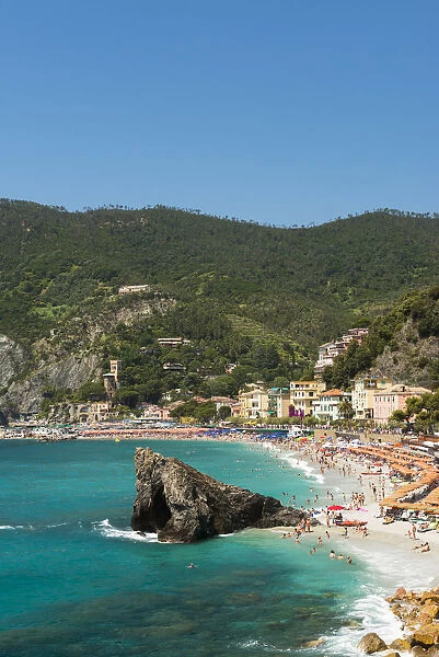 Busy beach in summer, Monterosso al Mare, Cinque Terre, Liguria, Italy