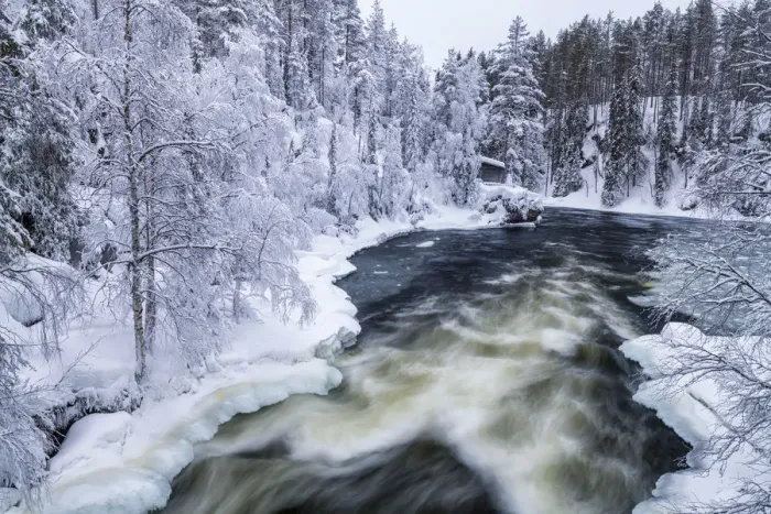 Framed Print : Cabin in Winter on Kitka River, Oulanka National Park, Kuusamo, Finland Framed Print : Cabin in Winter on Kitka River, Oulanka National Park, Kuusamo, Finland
