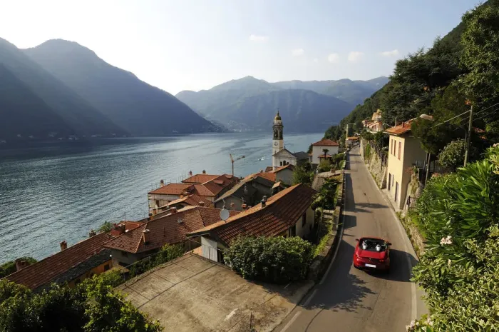Framed Print : Cabriolet near Lezzeno, Lake Como, Italy Framed Print : Cabriolet near Lezzeno, Lake Como, Italy