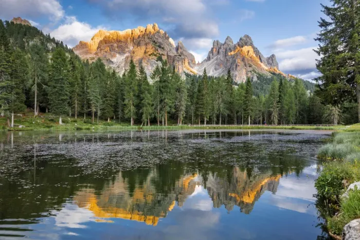 Framed Print : Cadini di Misurina mountain group reflecting on Antorno Lake, Belluno Province, Dolomites Framed Print : Cadini di Misurina mountain group reflecting on Antorno Lake, Belluno Province, Dolomites