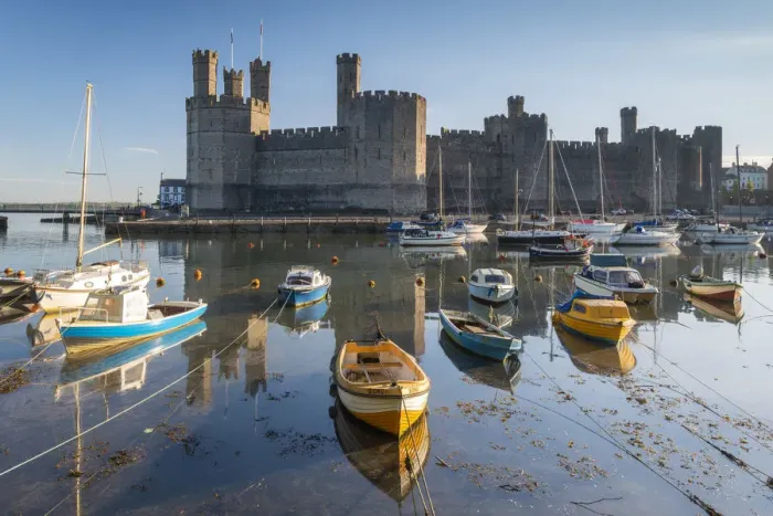 Framed Print : Caernarvon Castle and boats, Snowdonia, Wales, UK. Spring Framed Print : Caernarvon Castle and boats, Snowdonia, Wales, UK. Spring