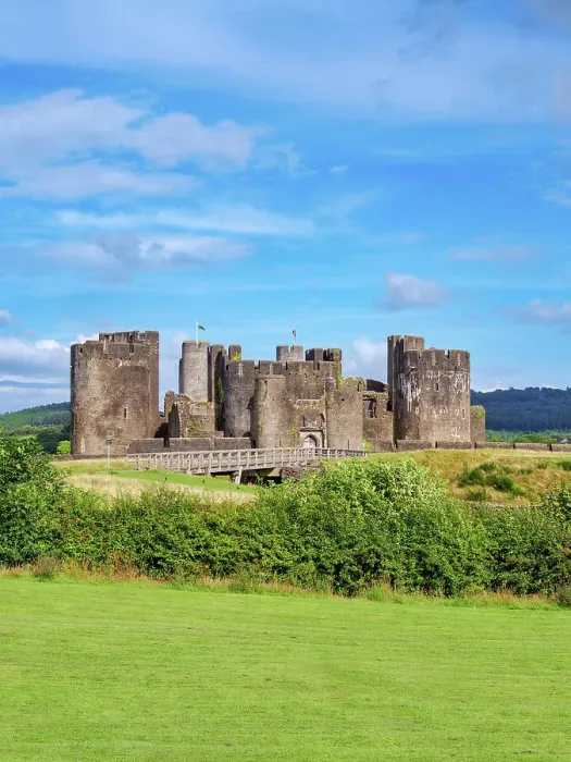 Framed Print : Caerphilly Castle, Caerphilly, Wales, United Kingdom Framed Print : Caerphilly Castle, Caerphilly, Wales, United Kingdom
