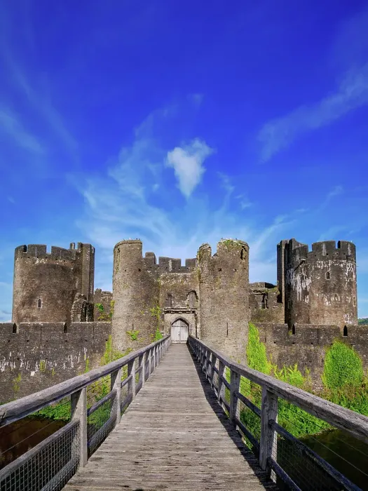 Framed Print : Caerphilly Castle, Caerphilly, Wales, United Kingdom Framed Print : Caerphilly Castle, Caerphilly, Wales, United Kingdom