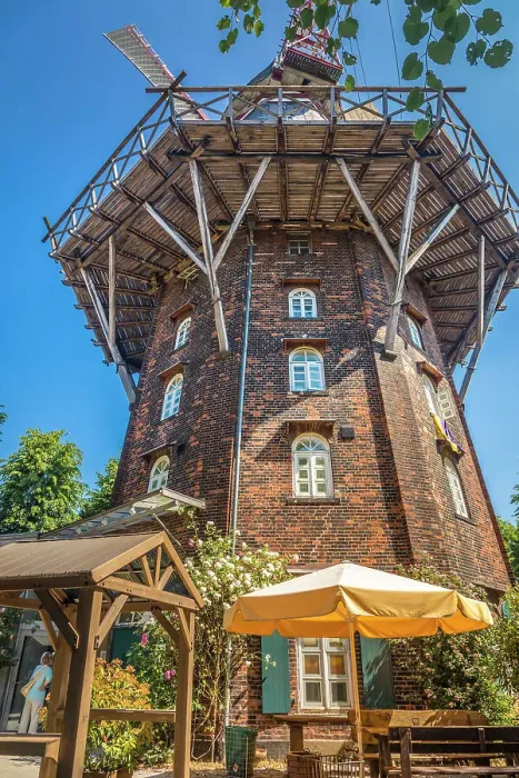 Framed Print : Cafe in front of the mill Am Wall, Bremen, Germany Framed Print : Cafe in front of the mill Am Wall, Bremen, Germany