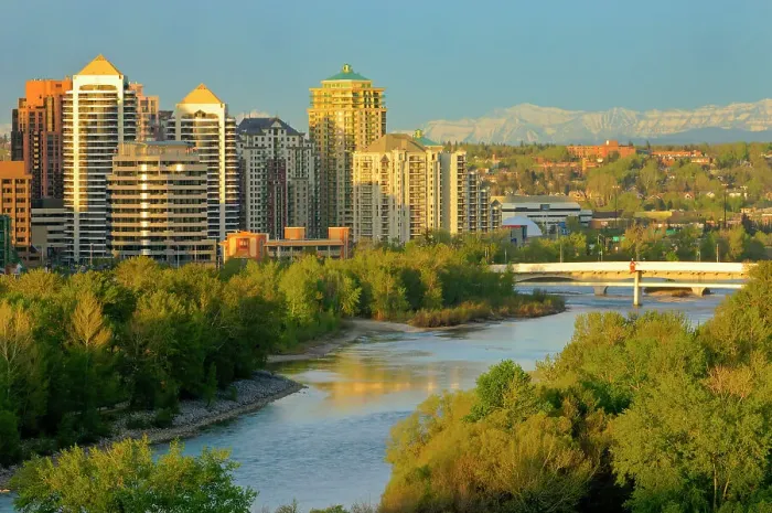 Framed Print : Calgary skyline and Bow River, Alberta, Canada Framed Print : Calgary skyline and Bow River, Alberta, Canada