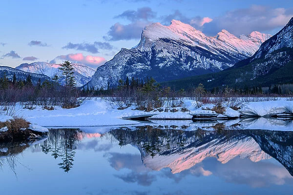 Canada, Alberta, Rocky Mountains, Banff National Park, Vermillion lakes and Mount Rundle