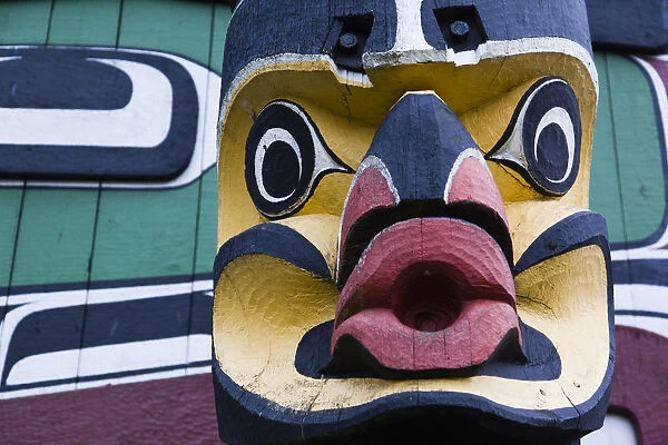 Canada, British Columbia, Vancouver Island, Victoria, First Nation Totem Pole, Thunderbird