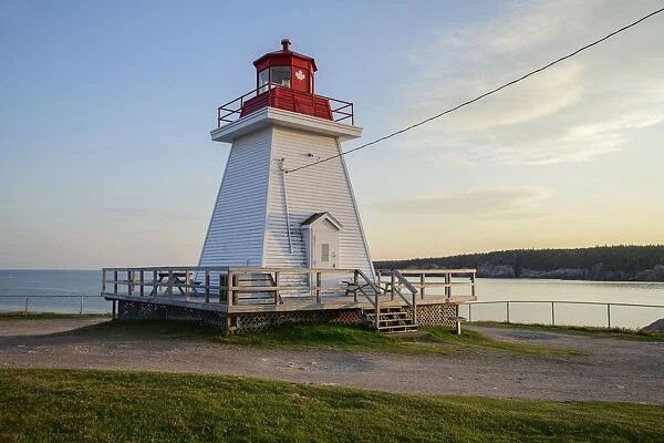 Canada, Maritimes, Cape Breton, Ingonish, Nei ls Harbor Lighthouse
