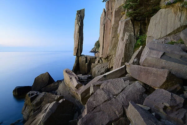Canada, Maritimes, Digby County, Digby Neck, Bay of Fundy, Balanced Rock