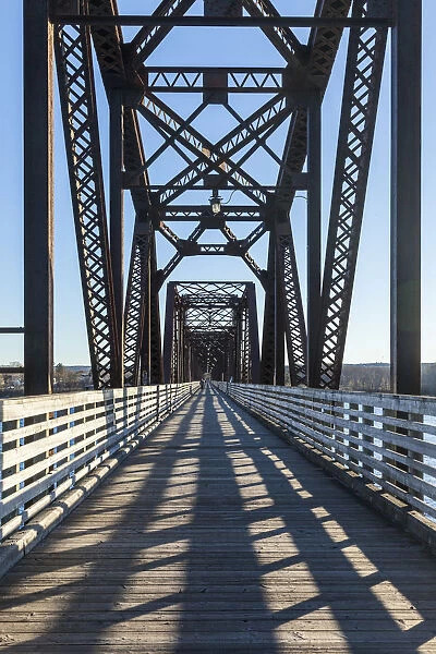 Canada, New Brunswick, Central New Brunswick, Fredericton, Bill Thorpe Walking Bridge