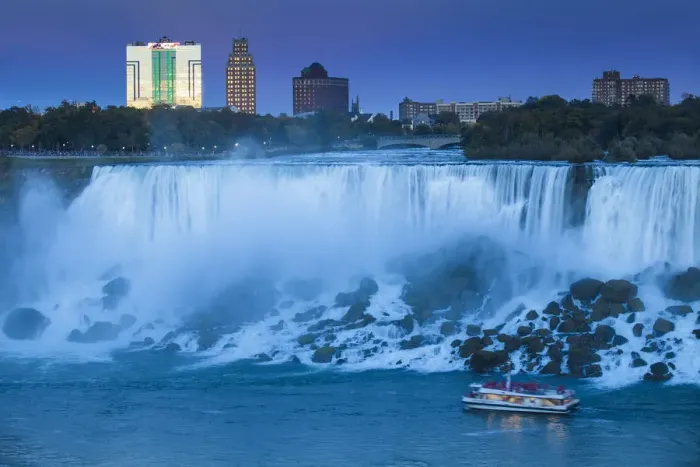Framed Print : Canada and USA, Ontario and New York State, Niagara, Niagara Falls, View of The American Framed Print : Canada and USA, Ontario and New York State, Niagara, Niagara Falls, View of The American