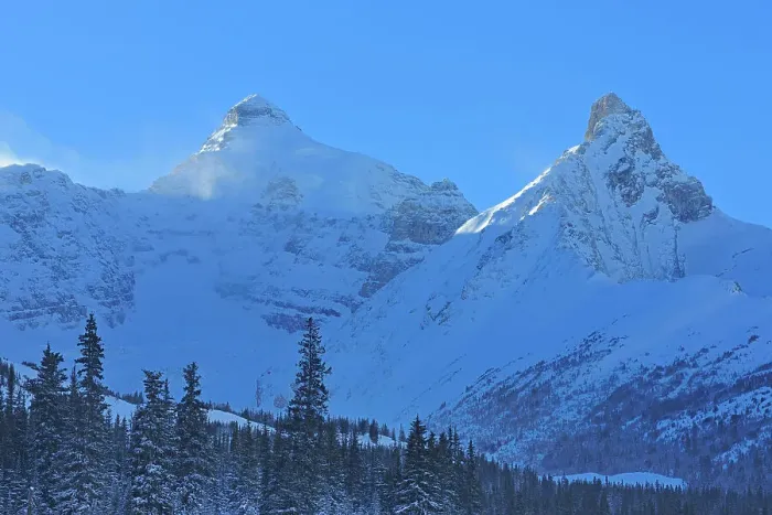 Framed Print : The Canadian Rocky Mountains along the Icefields Parkway, Banff National Park, Alberta, Canada