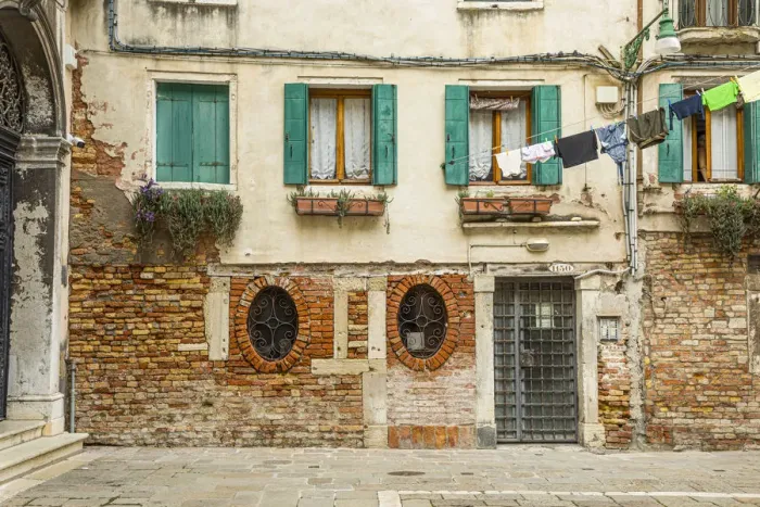 Framed Print : Cannaregio, Venice, Veneto, Italy Framed Print : Cannaregio, Venice, Veneto, Italy