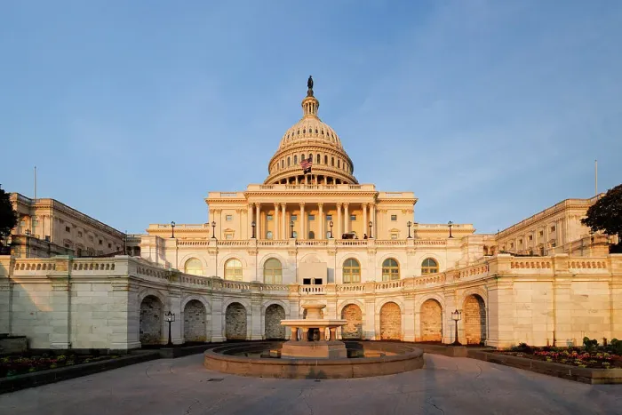 Framed Print : The US Capitol Building, Washington DC, USA Framed Print : The US Capitol Building, Washington DC, USA