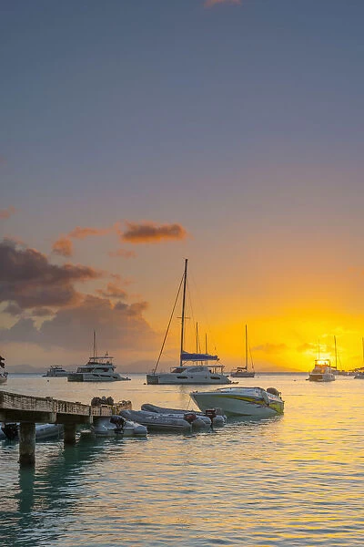 Caribbean, British Virgin Islands, Tortola, Cane Garden Bay, Jetty