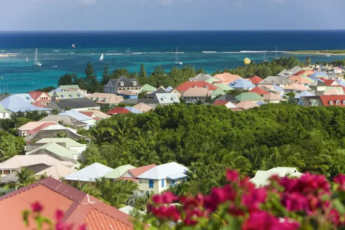 Framed Print : Caribbean, French West Indies, Saint Martin, colourful buildings at Orient Beach Framed Print : Caribbean, French West Indies, Saint Martin, colourful buildings at Orient Beach