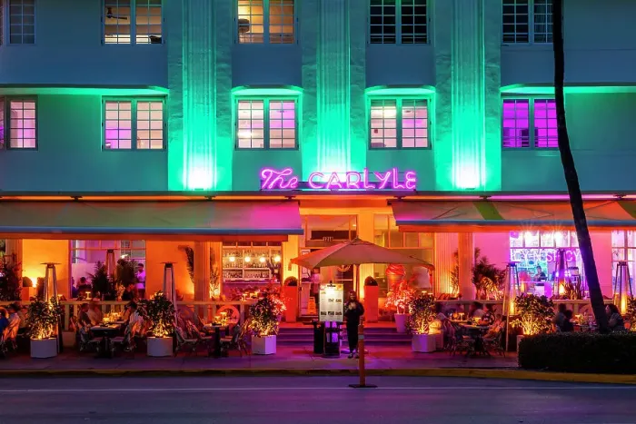 Framed Print : The Carlyle Hotel & Restaurant on Ocean Drive at dusk, Miami, United States of America Framed Print : The Carlyle Hotel & Restaurant on Ocean Drive at dusk, Miami, United States of America