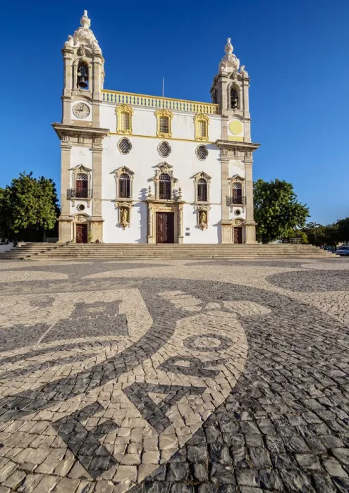 Framed Print : Carmo Church, Largo do Carmo, Faro, Algarve, Portugal Framed Print : Carmo Church, Largo do Carmo, Faro, Algarve, Portugal