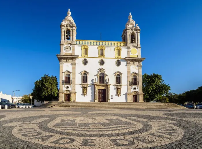 Framed Print : Carmo Church, Largo do Carmo, Faro, Algarve, Portugal Framed Print : Carmo Church, Largo do Carmo, Faro, Algarve, Portugal