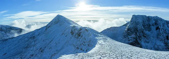 Framed Print : The Carn Mor Dearg Arete leading to the North face of Ben Nevis, highest mountain in the British Isles, Highlands region, Scotland, United Kingdom