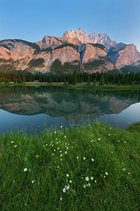 Framed Print : Cascade Mountain reflected in Cascade Pond in morning light or sunrise. Banff National Park, Alberta, Canada Framed Print : Cascade Mountain reflected in Cascade Pond in morning light or sunrise. Banff National Park, Alberta, Canada