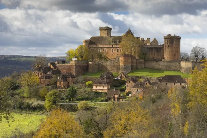 Framed Print : Castelnau-Bretenoux in the autumn, Lot, Midi-Pyrenees, France Framed Print : Castelnau-Bretenoux in the autumn, Lot, Midi-Pyrenees, France