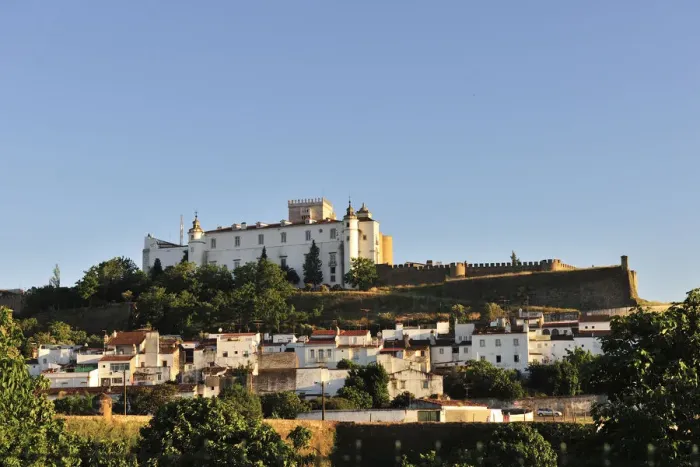 Framed Print : The castle and the Pousada inside the walled village of Estremoz. Alentejo, Portugal Framed Print : The castle and the Pousada inside the walled village of Estremoz. Alentejo, Portugal