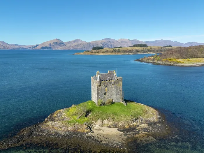 Framed Print : Castle Stalker, Loch Laich, Port Appin, Scotland, UK Framed Print : Castle Stalker, Loch Laich, Port Appin, Scotland, UK
