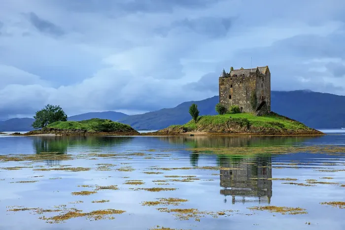 Framed Print : Castle Stalker on Loch Linnhe, Appin, Argyll & Bute, Scotland