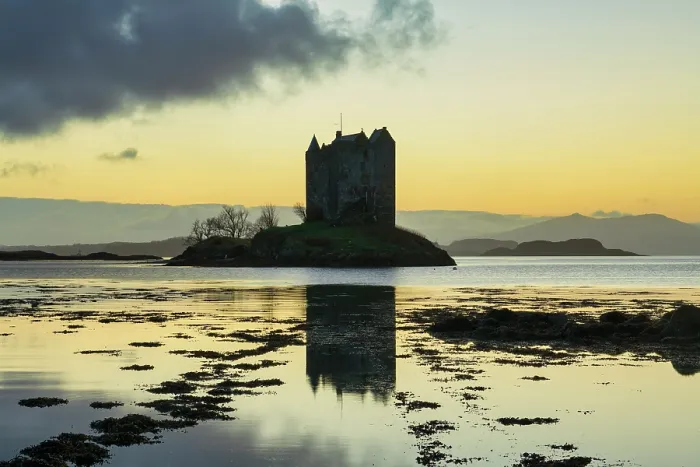 Framed Print : Castle Stalker on Loch Linnhe, Appin, Argyll & Bute, Scotland Framed Print : Castle Stalker on Loch Linnhe, Appin, Argyll & Bute, Scotland