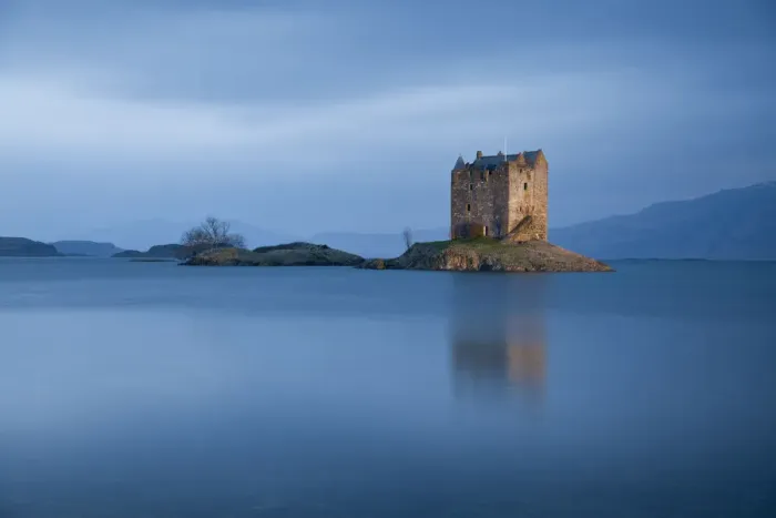 Framed Print : Castle Stalker ontidal Islet on Loch Laich, an inlet off Loch Linnhe, Argyll, Scotland Framed Print : Castle Stalker ontidal Islet on Loch Laich, an inlet off Loch Linnhe, Argyll, Scotland