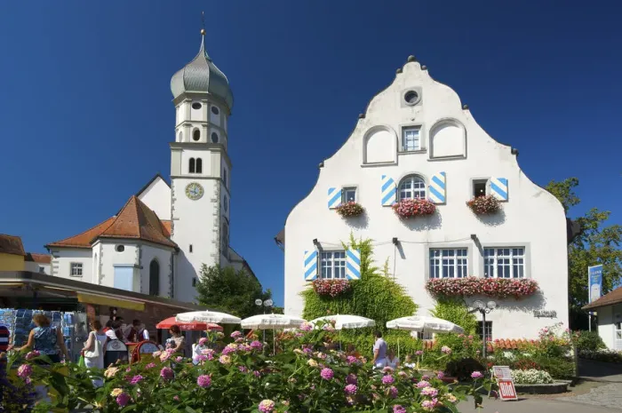 Framed Print : Castle and Steeple in Wasserburg, Lake Constance, Bavaria, Germany Framed Print : Castle and Steeple in Wasserburg, Lake Constance, Bavaria, Germany