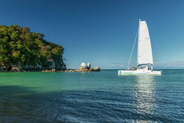 Framed Print : Catamaran at Split Apple Rock, Tasman Bay, South Island, New Zealand Framed Print : Catamaran at Split Apple Rock, Tasman Bay, South Island, New Zealand