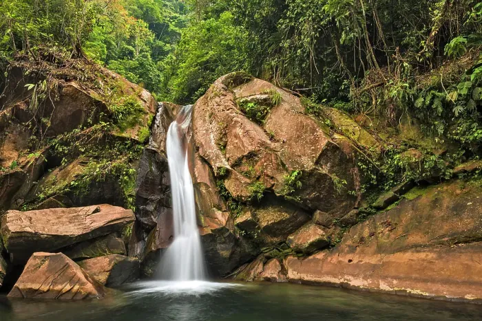 Framed Print : Cataratas Sabaloyacu in the foothills of the Andes Mountains near Tarapoto, Peru Framed Print : Cataratas Sabaloyacu in the foothills of the Andes Mountains near Tarapoto, Peru
