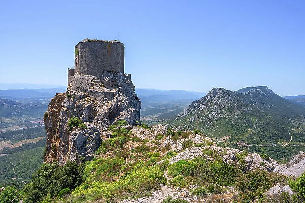 Catharian castle Queribus, Aude, Languedoc-Roussillon, Occitanie, France