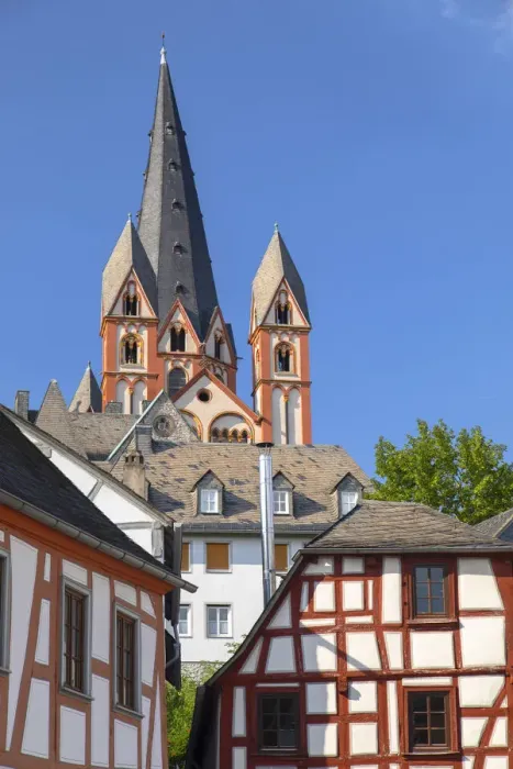 Framed Print : Cathedral (Dom) and half-timbered buildings, Limburg, Hesse, Germany