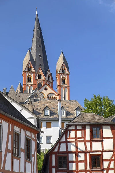 Cathedral (Dom) and half-timbered buildings, Limburg, Hesse, Germany