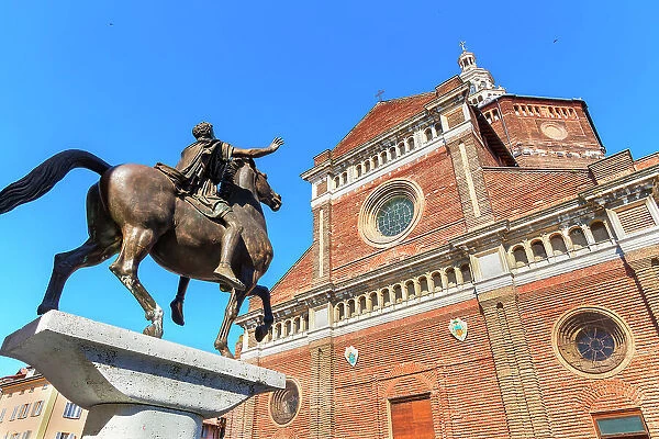 The Cathedral of Pavia with equestrian statue Regisole, Pavia, Lombardy, Italy