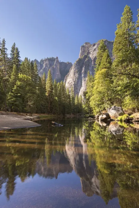 Framed Print : Cathedral Rocks reflected in the River Merced, Yosemite Valley, California, USA. Autumn Framed Print : Cathedral Rocks reflected in the River Merced, Yosemite Valley, California, USA. Autumn