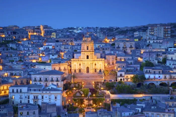 Framed Print : Cathedral of San Giorgio, Modica, Sicily, Italy Framed Print : Cathedral of San Giorgio, Modica, Sicily, Italy