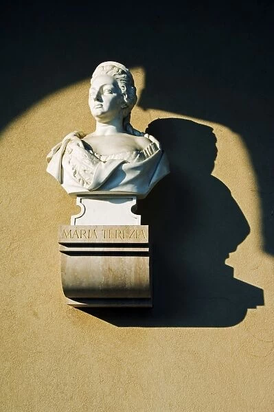 Cathedral Square - Bust of Maria Terezia